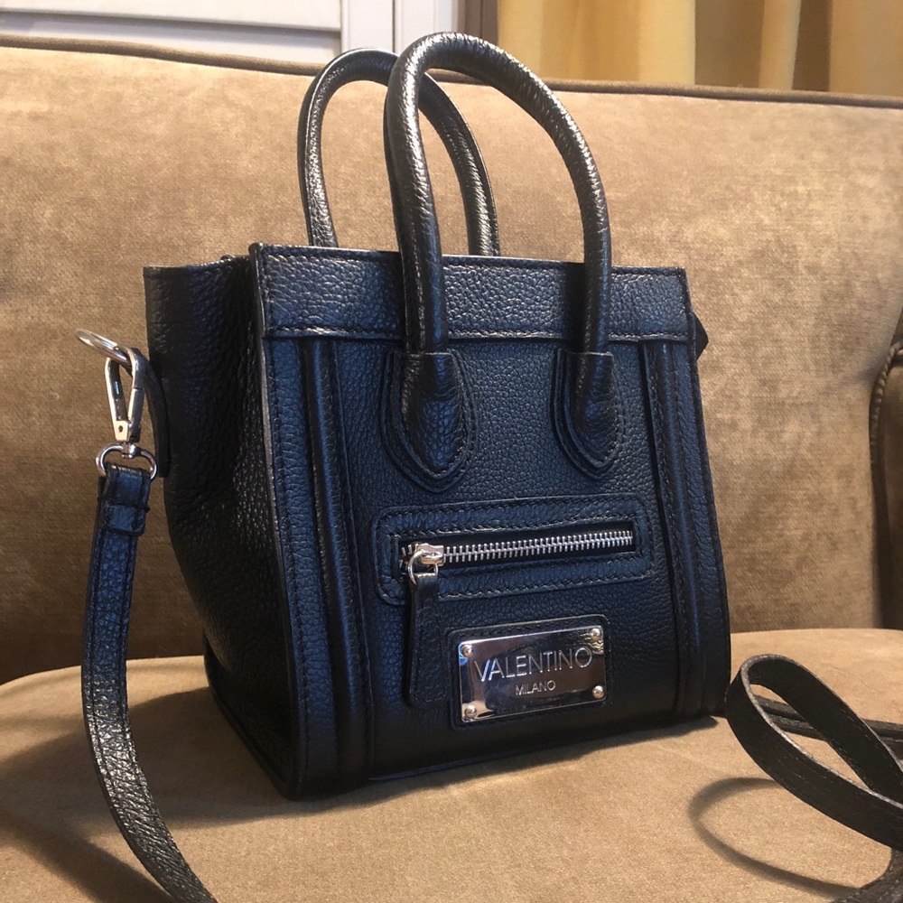 Valentino by Mario Valentino - Picture 2 of 7